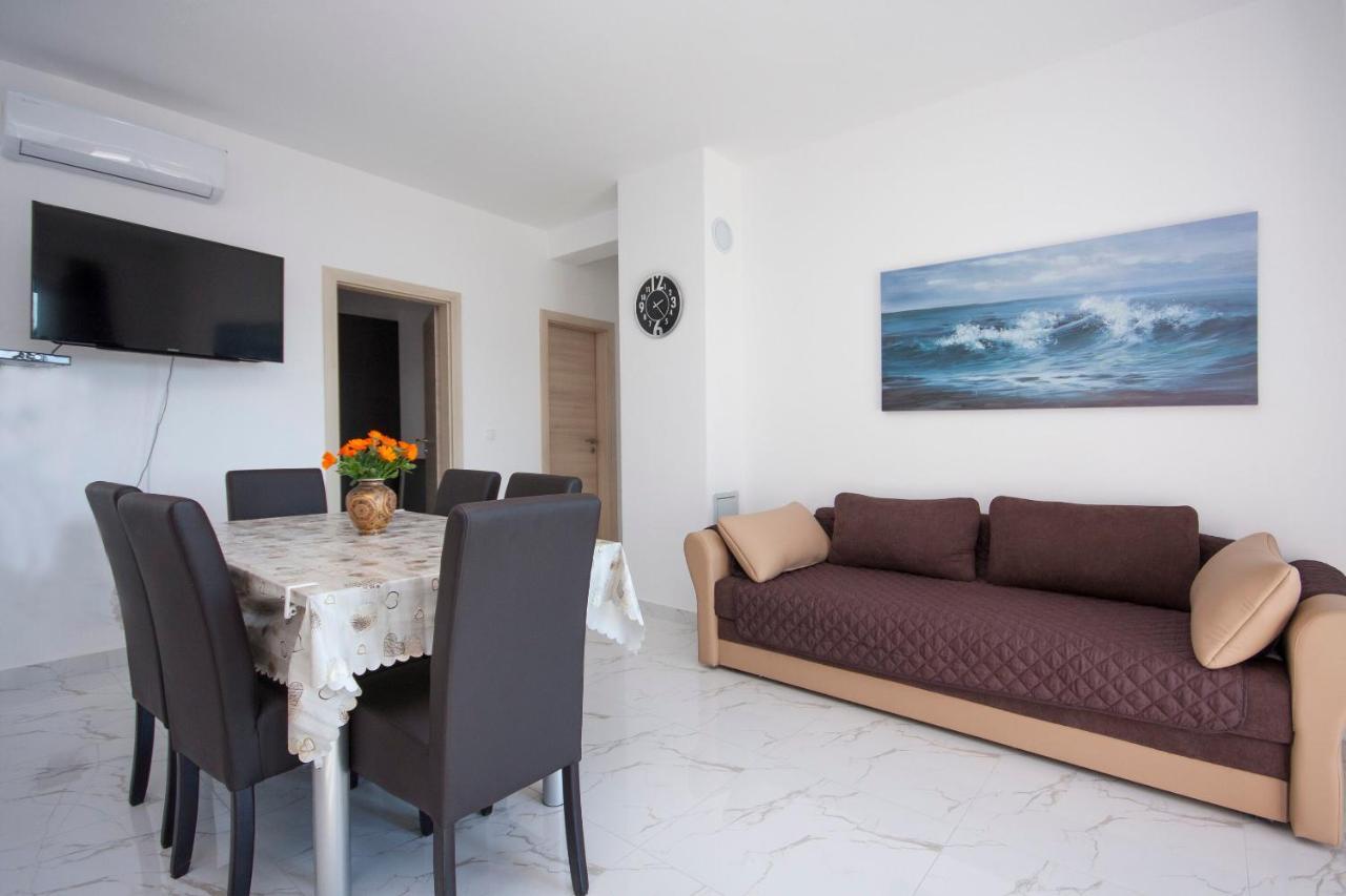 Apartments Osti Rogoznica  Ngoại thất bức ảnh