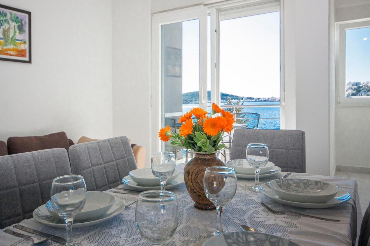 Apartments Osti Rogoznica  Ngoại thất bức ảnh
