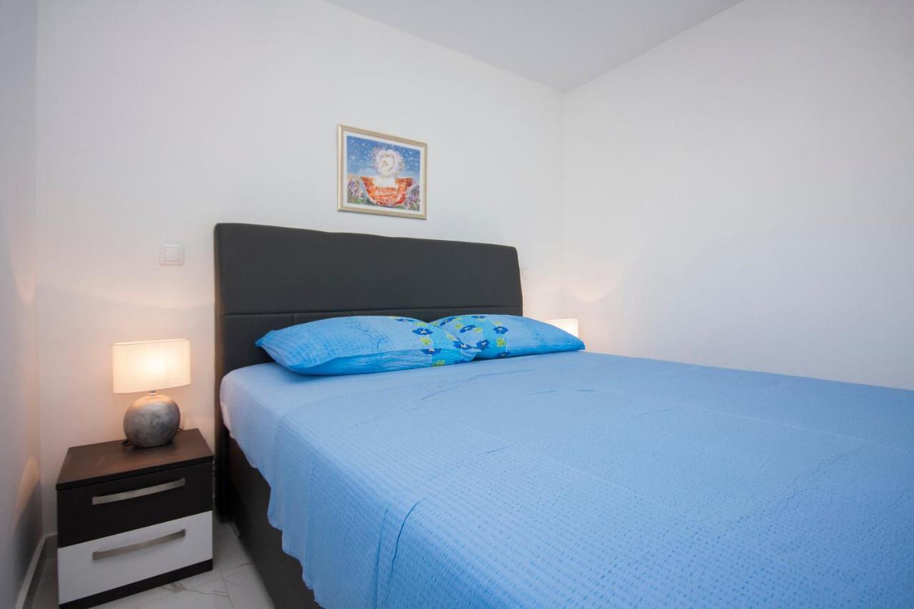 Apartments Osti Rogoznica  Ngoại thất bức ảnh