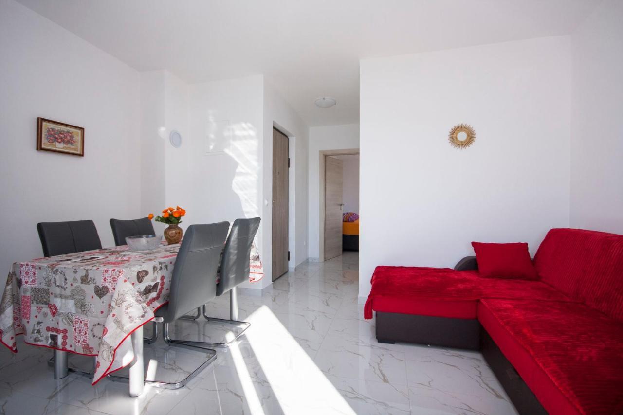 Apartments Osti Rogoznica  Ngoại thất bức ảnh
