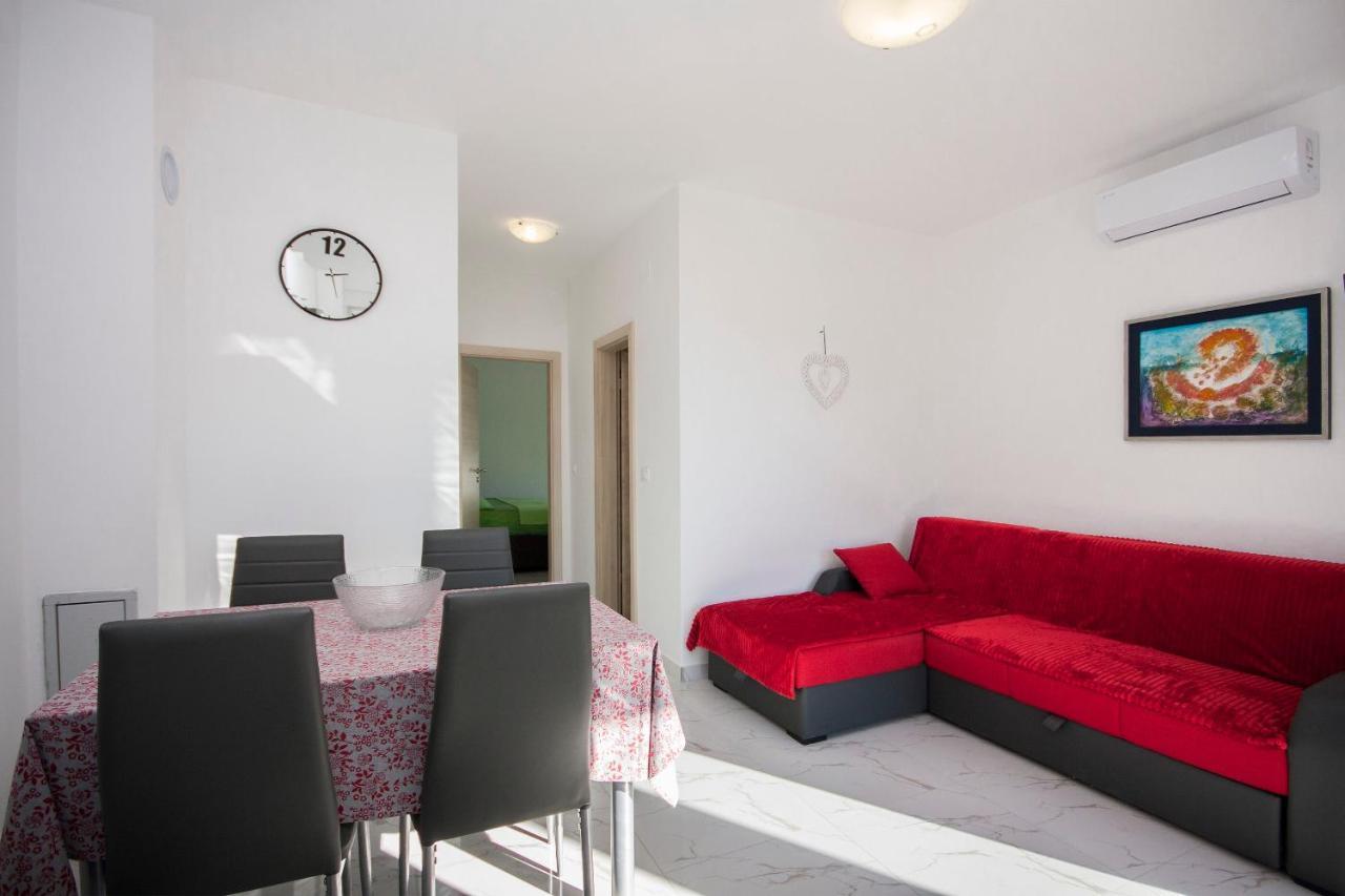Apartments Osti Rogoznica  Ngoại thất bức ảnh